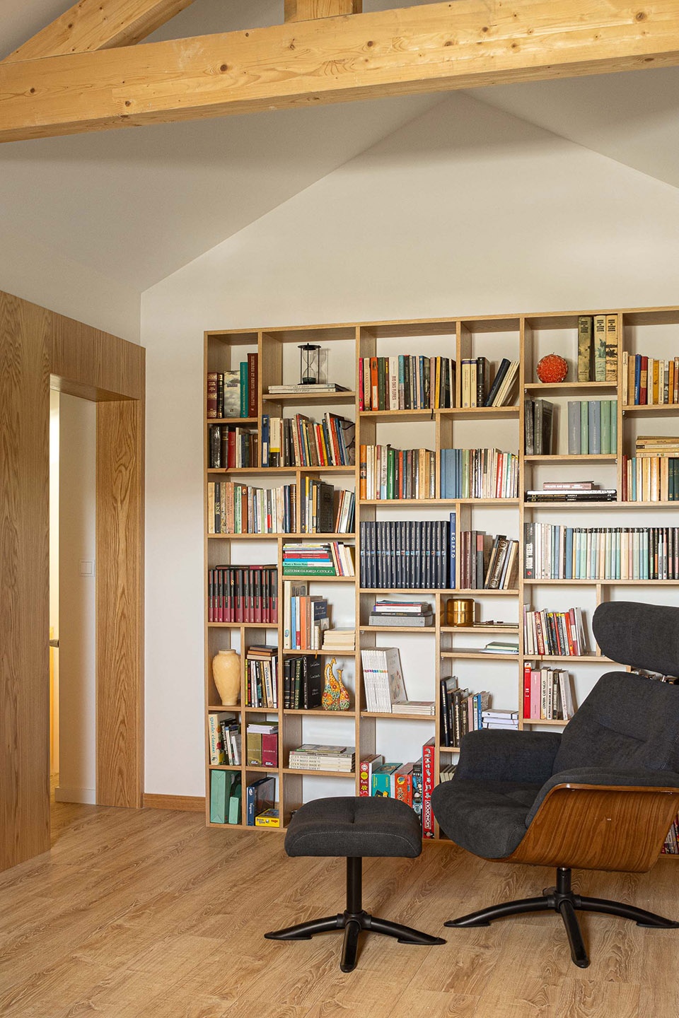 casa arco by tiago castro sousa lda