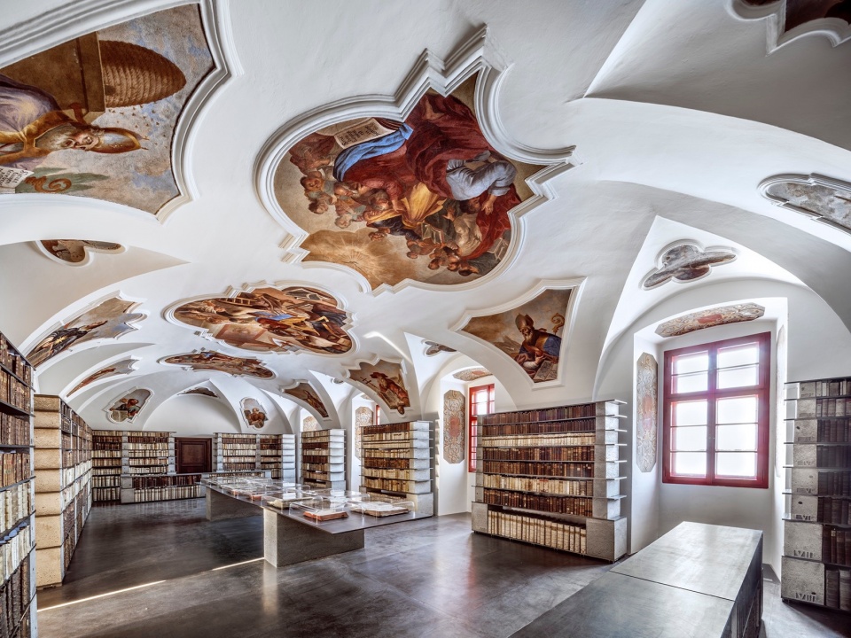 Library in the monastery zeliv by sepka architekti