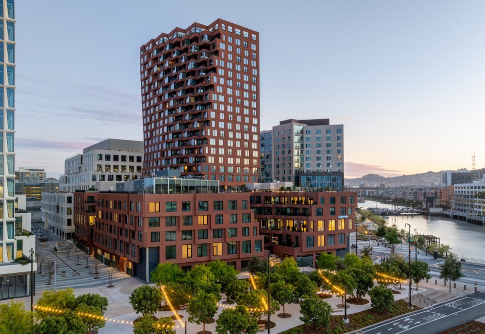 visas market support center by henning larsen gcs