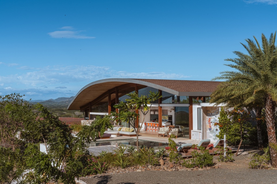 Villa aurea by Studio Saxe