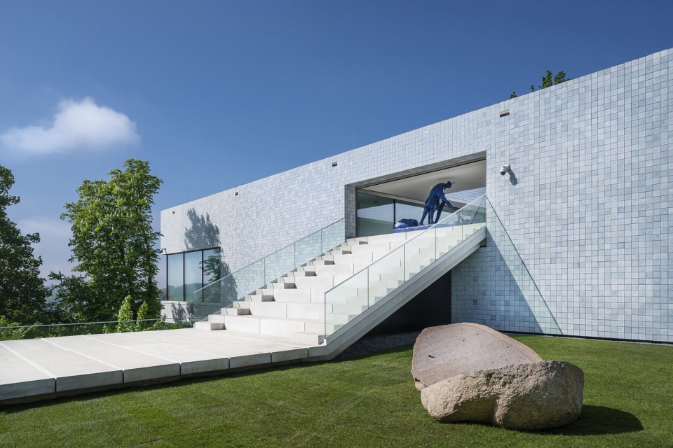 museum arnhem by benthem crouwel architects