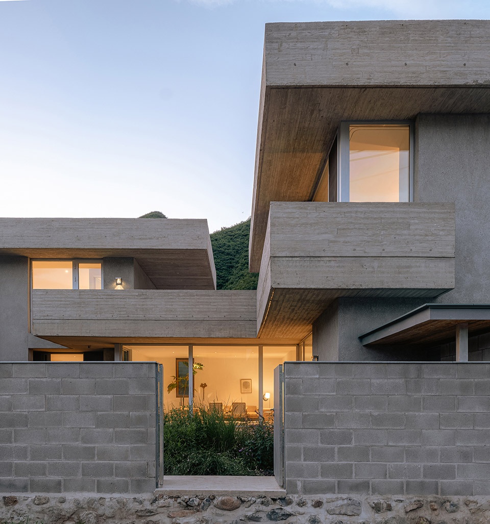 riverside house by xian architects
