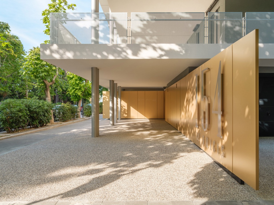de amicis 154 by giovanni vaccarini architetti
