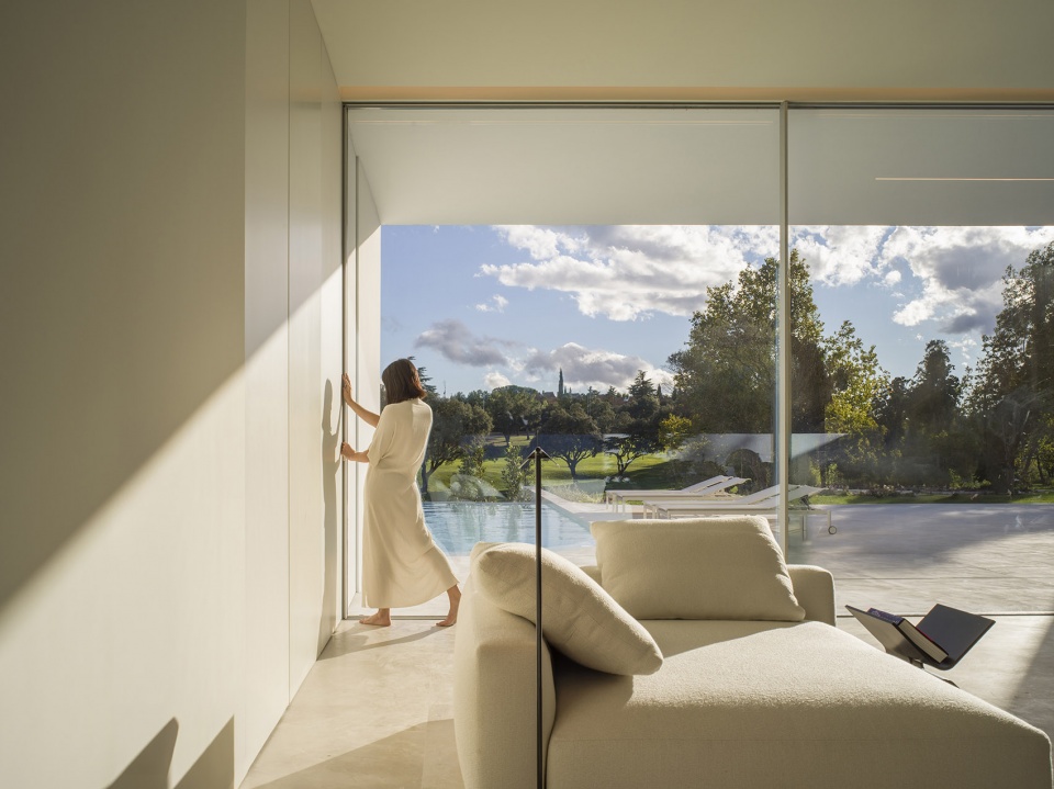 villa 18 house in la moraleja by fran silvestre arquitectos