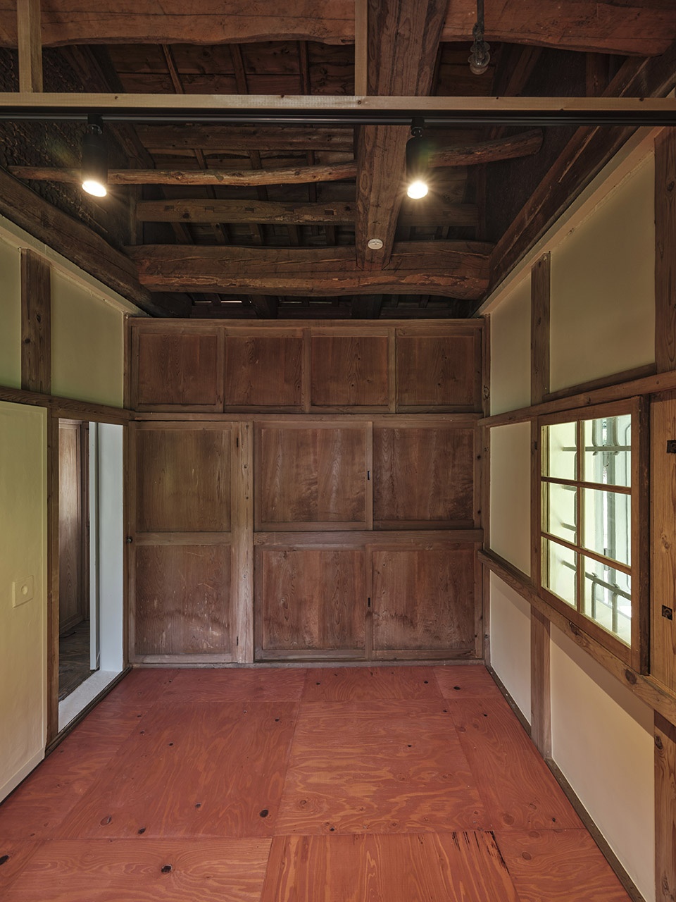 renovation of a 1960s wooden house in kimitsu by roovice