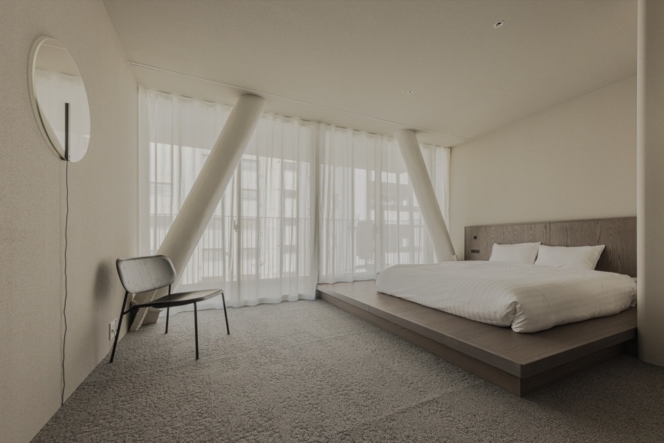Hotel Rakuragu by kooo architects