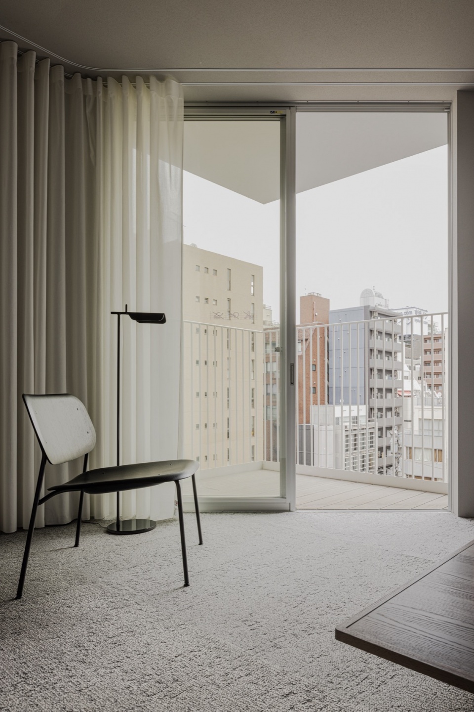 Hotel Rakuragu by kooo architects
