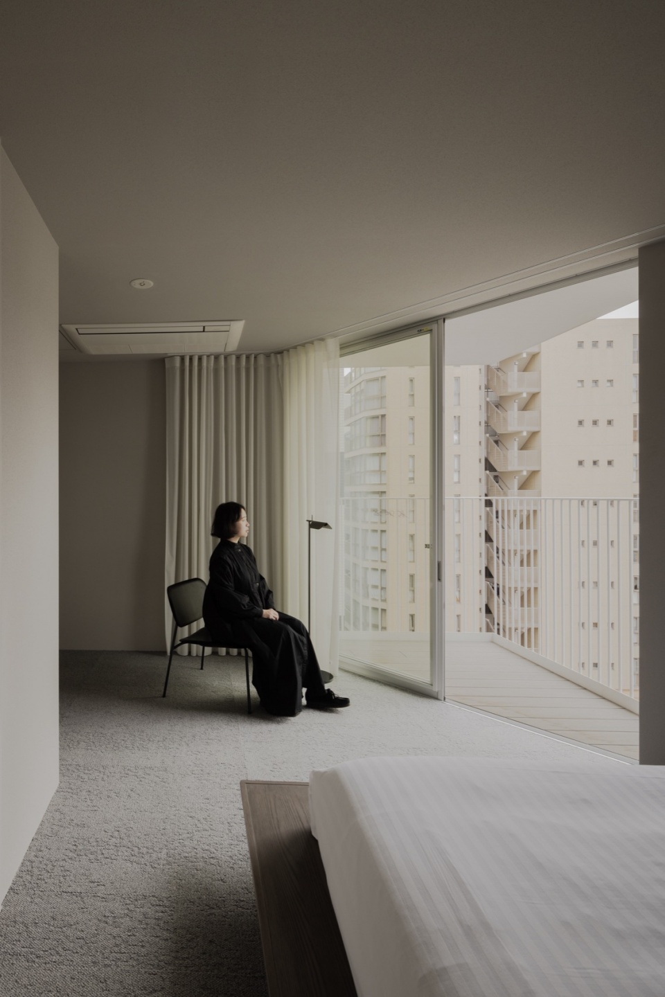 Hotel Rakuragu by kooo architects