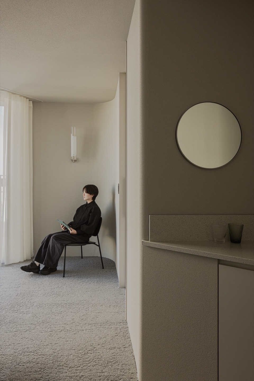 Hotel Rakuragu by kooo architects