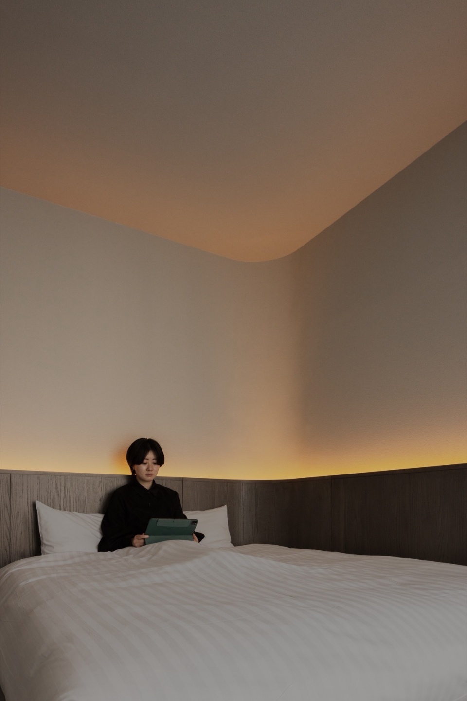 Hotel Rakuragu by kooo architects