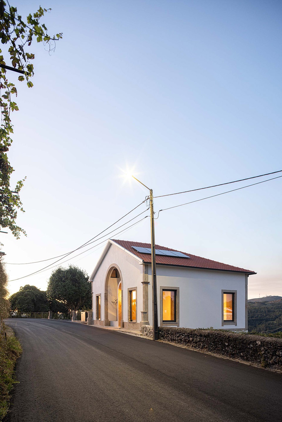 casa arco by tiago castro sousa lda