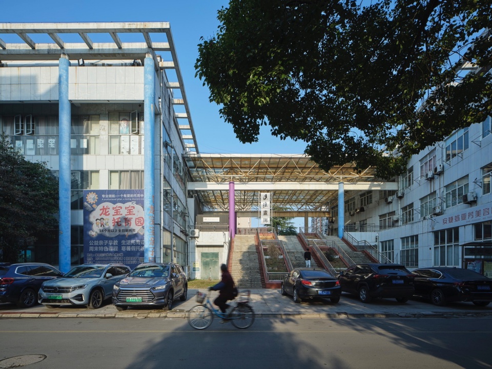 社区物业中心community property center ©吕博