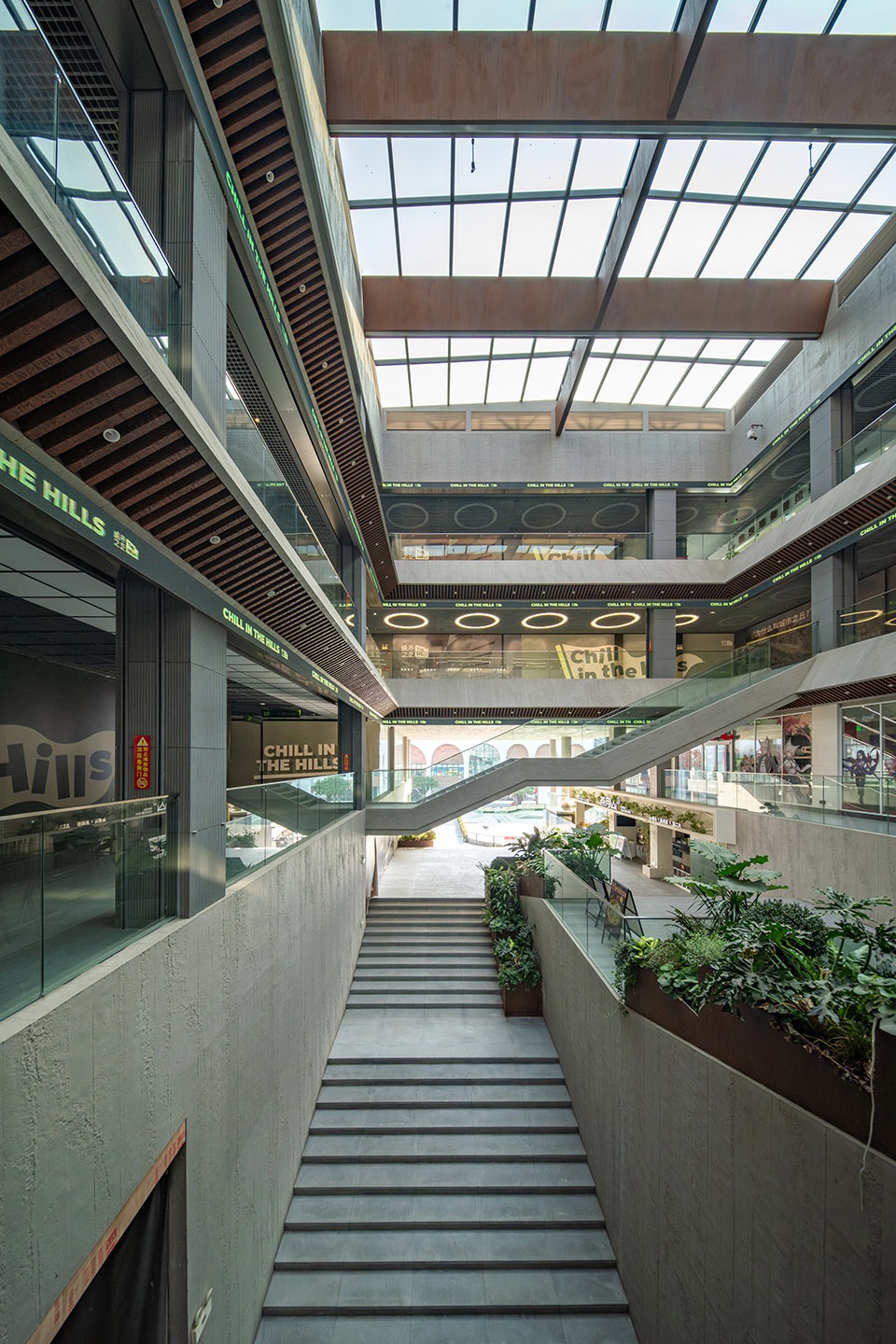 the hills at zhongdamen complex guangzhou by atelier cns
