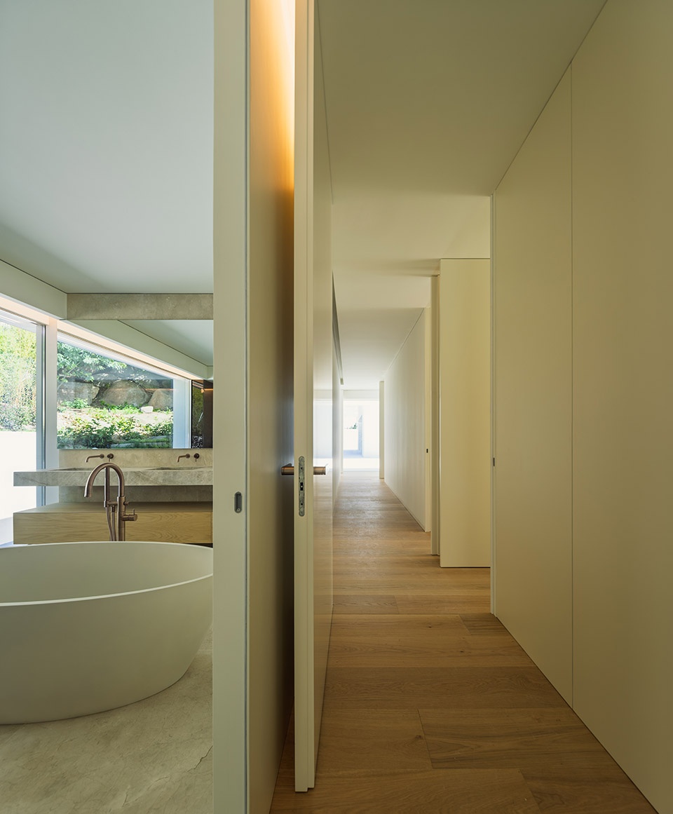 villa 18 house in la moraleja by fran silvestre arquitectos