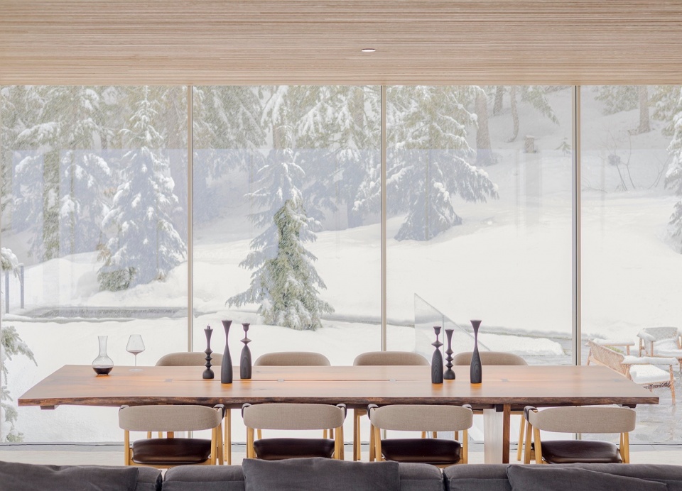 Flag House by Studio Mk27