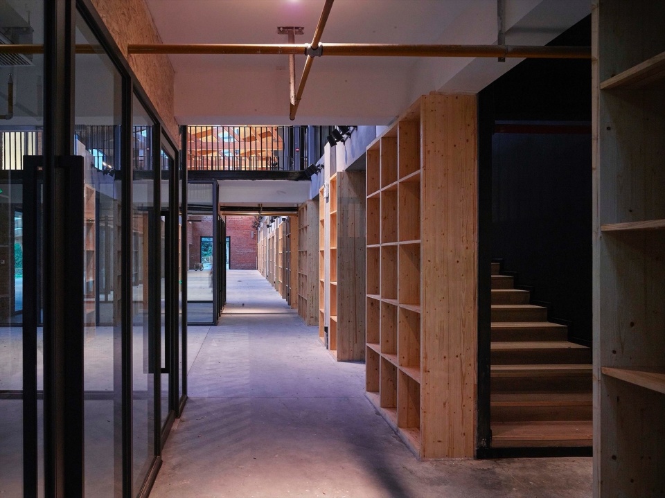 Taoli Zhaoshan Village Center by SUP Atelier of THAD