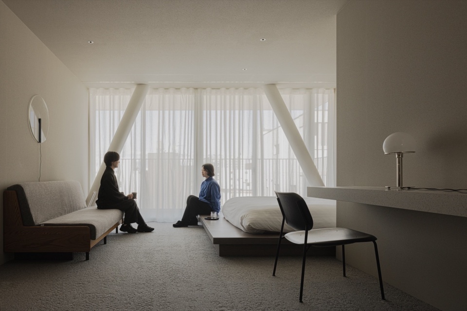 Hotel Rakuragu by kooo architects