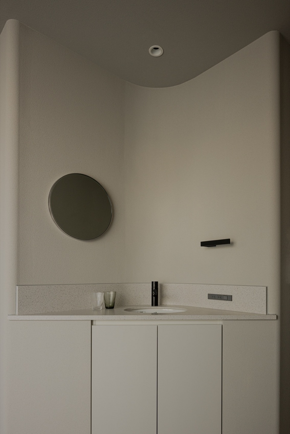Hotel Rakuragu by kooo architects