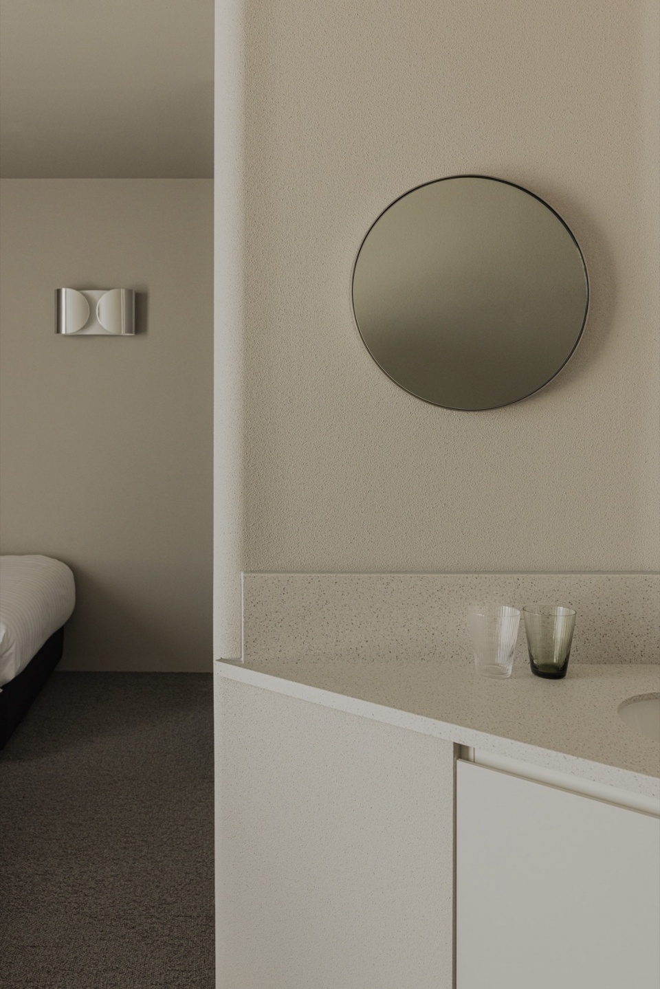 Hotel Rakuragu by kooo architects