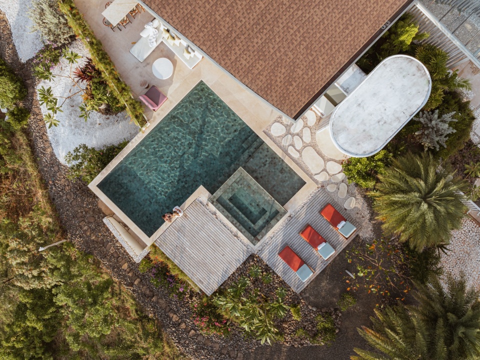 Villa aurea by Studio Saxe