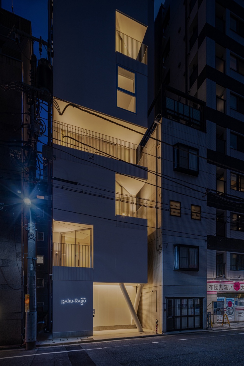 Hotel Rakuragu by kooo architects
