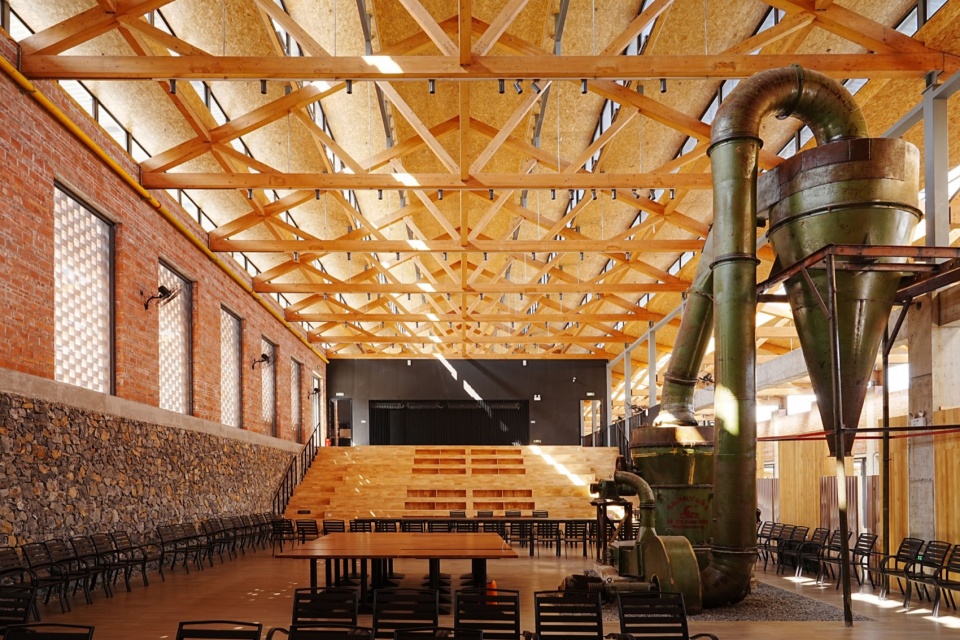 Taoli Zhaoshan Village Center by SUP Atelier of THAD