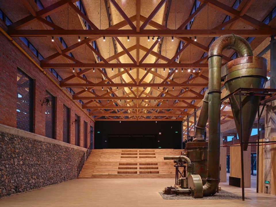 Taoli Zhaoshan Village Center by SUP Atelier of THAD