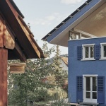 House with a flying roof by Lorenz Bachmann Architect