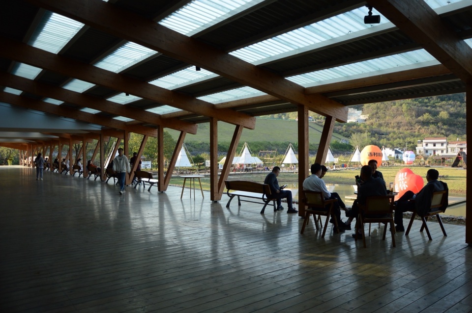 Taoli Zhaoshan Village Center by SUP Atelier of THAD