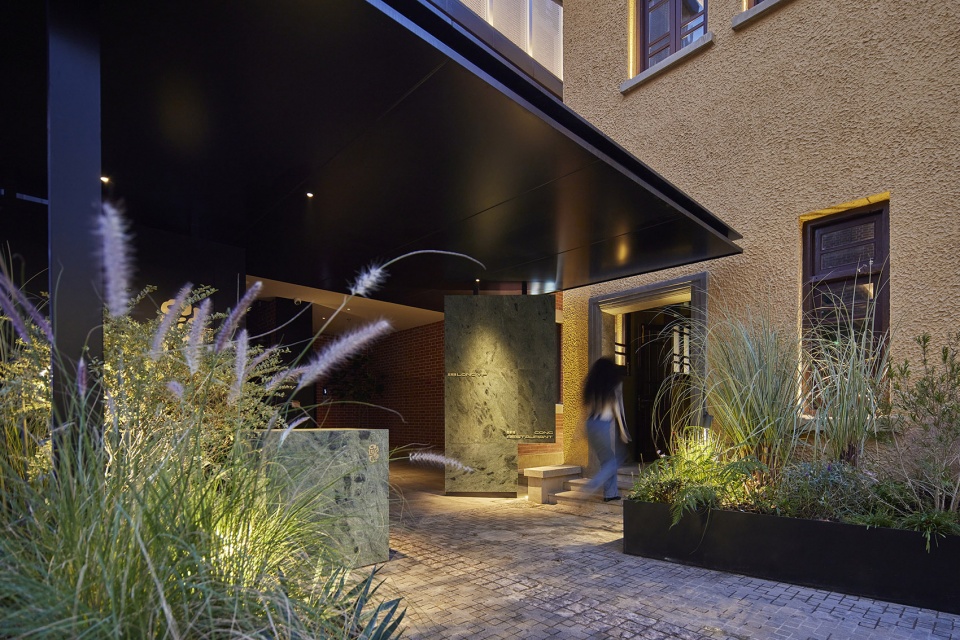 conglong restaurant by studio8 architects
