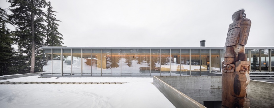 Flag House by Studio Mk27