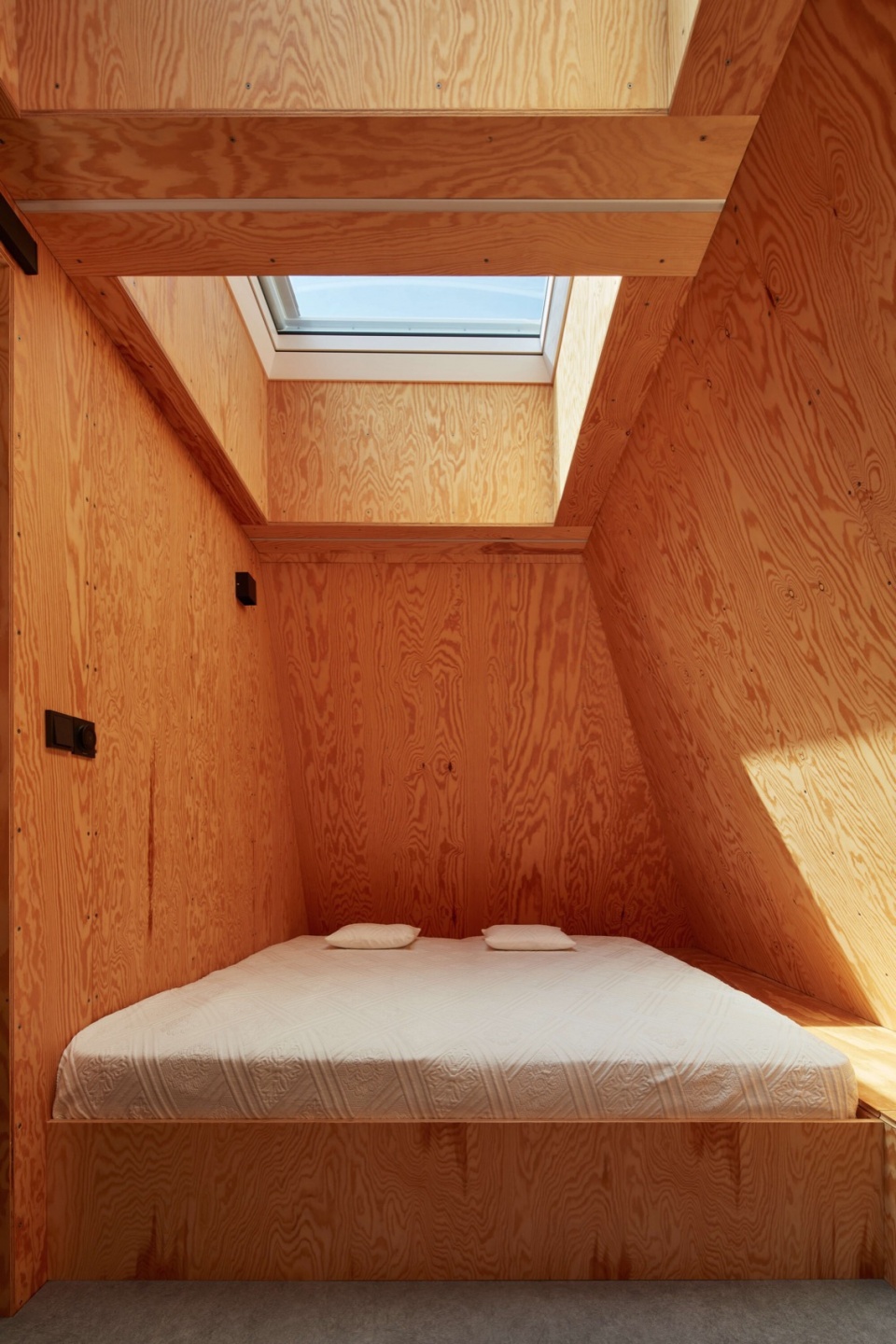 atelier hajny skylight hut radek ulehla 15