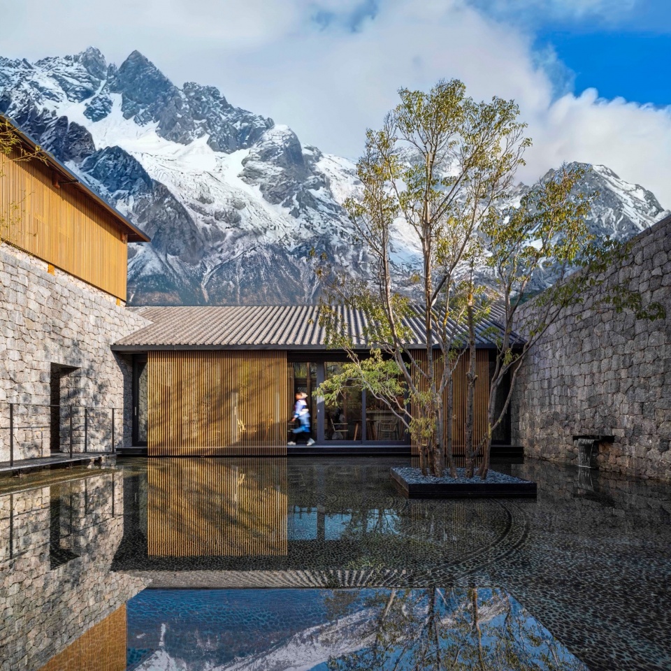 CASA NGULUKO Lijiang by Li Xiaodong Atelier qrp