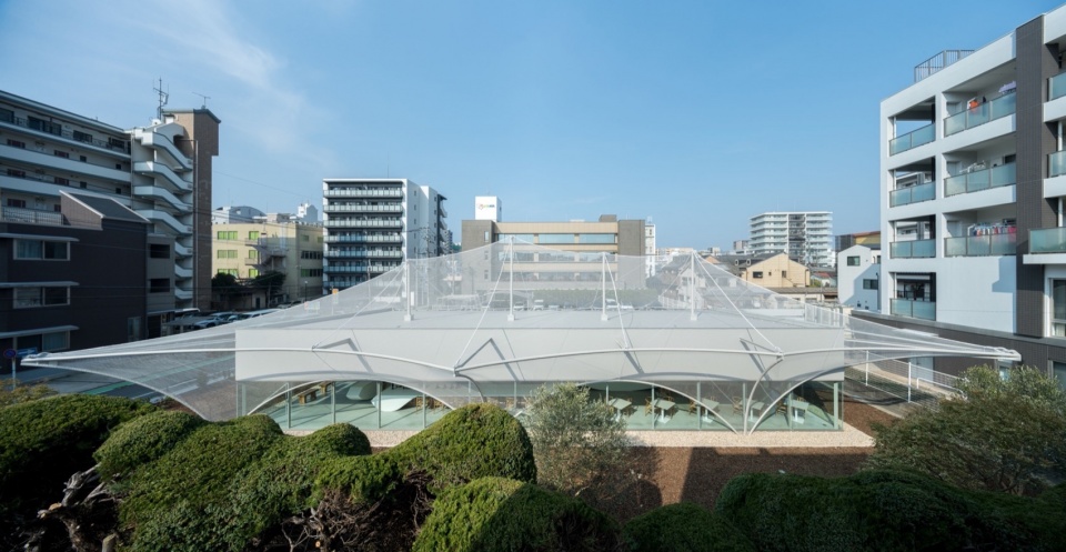Cs Somme Cafe by Kengo Kuma and Associates