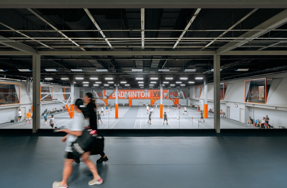 Sports socialization center on Furniture City HYPER OXGEN by officePROJECT