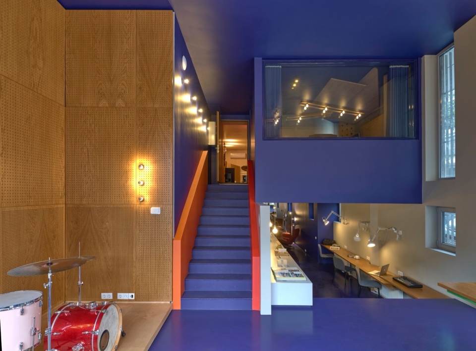 Ring Music Studio Living Room by Uygur Architects