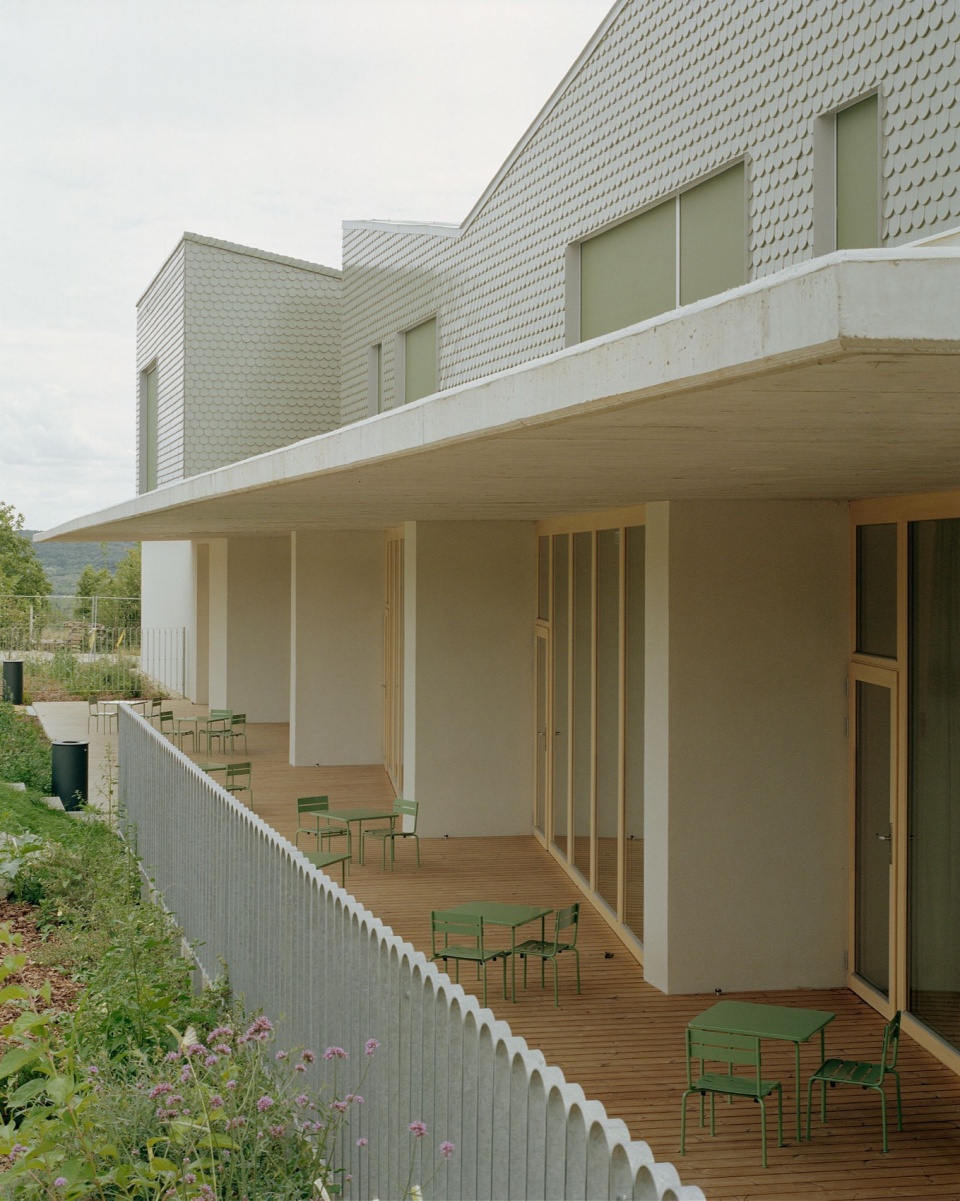 Children s Grove on the hill by Archikon Architects