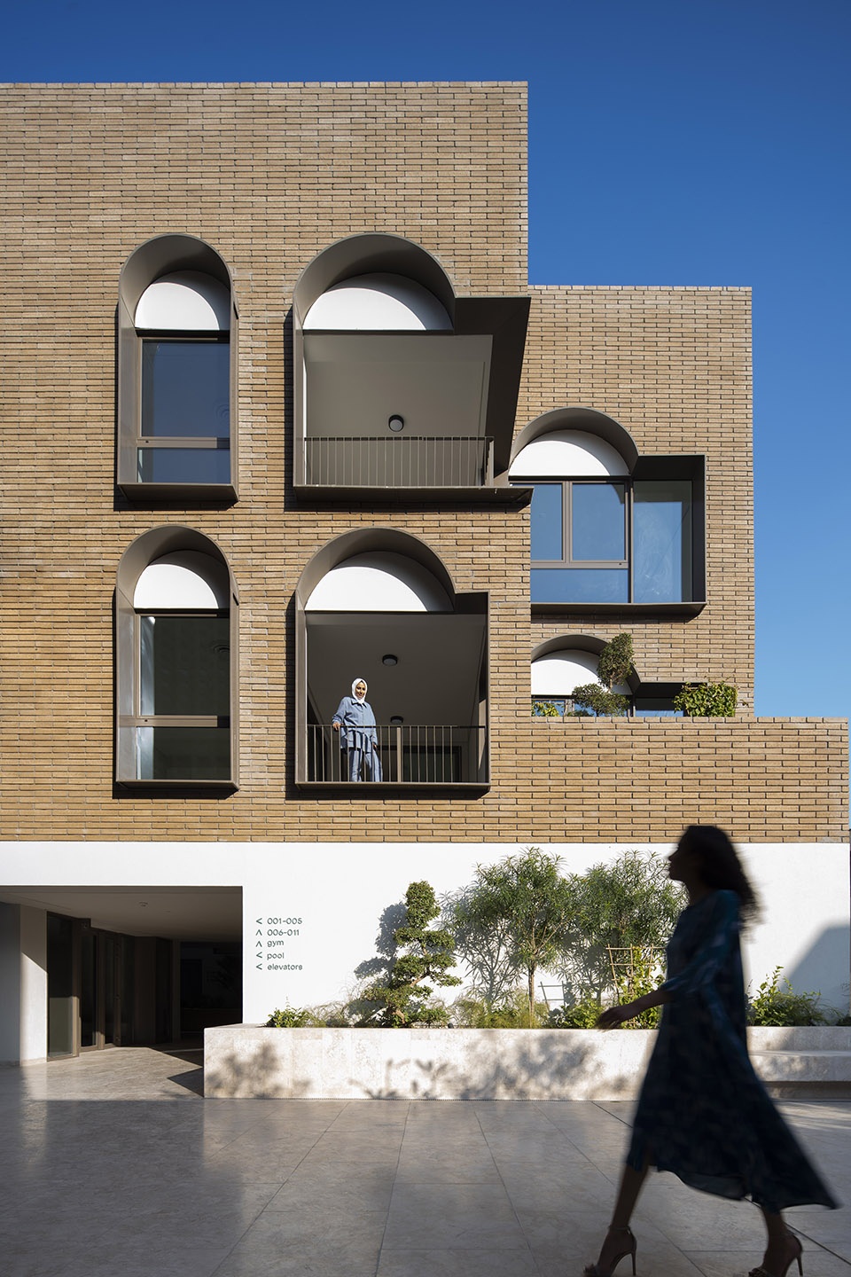 yal living by agi architects