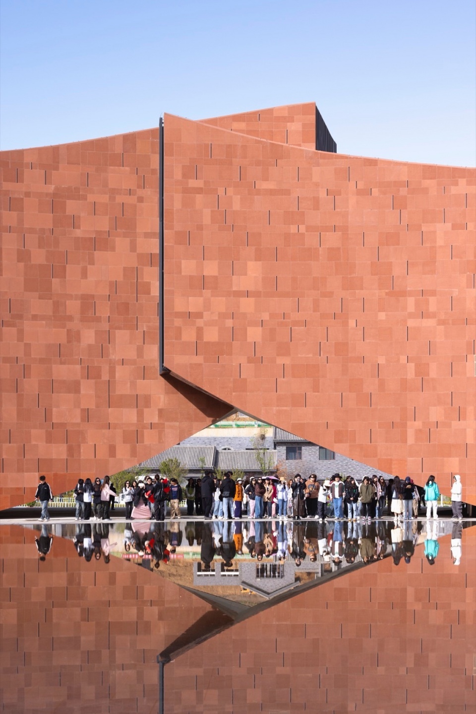 Maiji Mountain Visitor Center by ZXD Architects BIAD