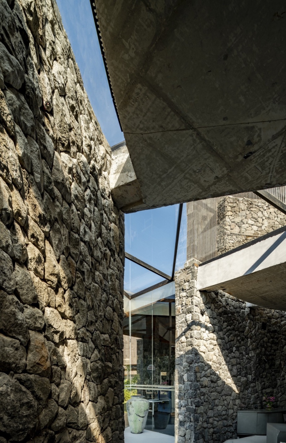 Radisson Resort Spa by Malik Architecture