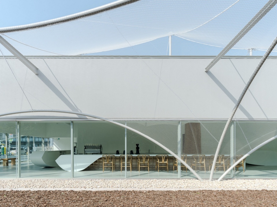Cs Somme Cafe by Kengo Kuma and Associates