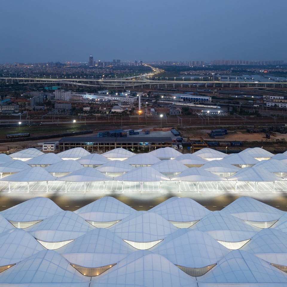 Haikou New Port Area Second Tier Customs Cargo Inspection Facility by CAPOL Design Group