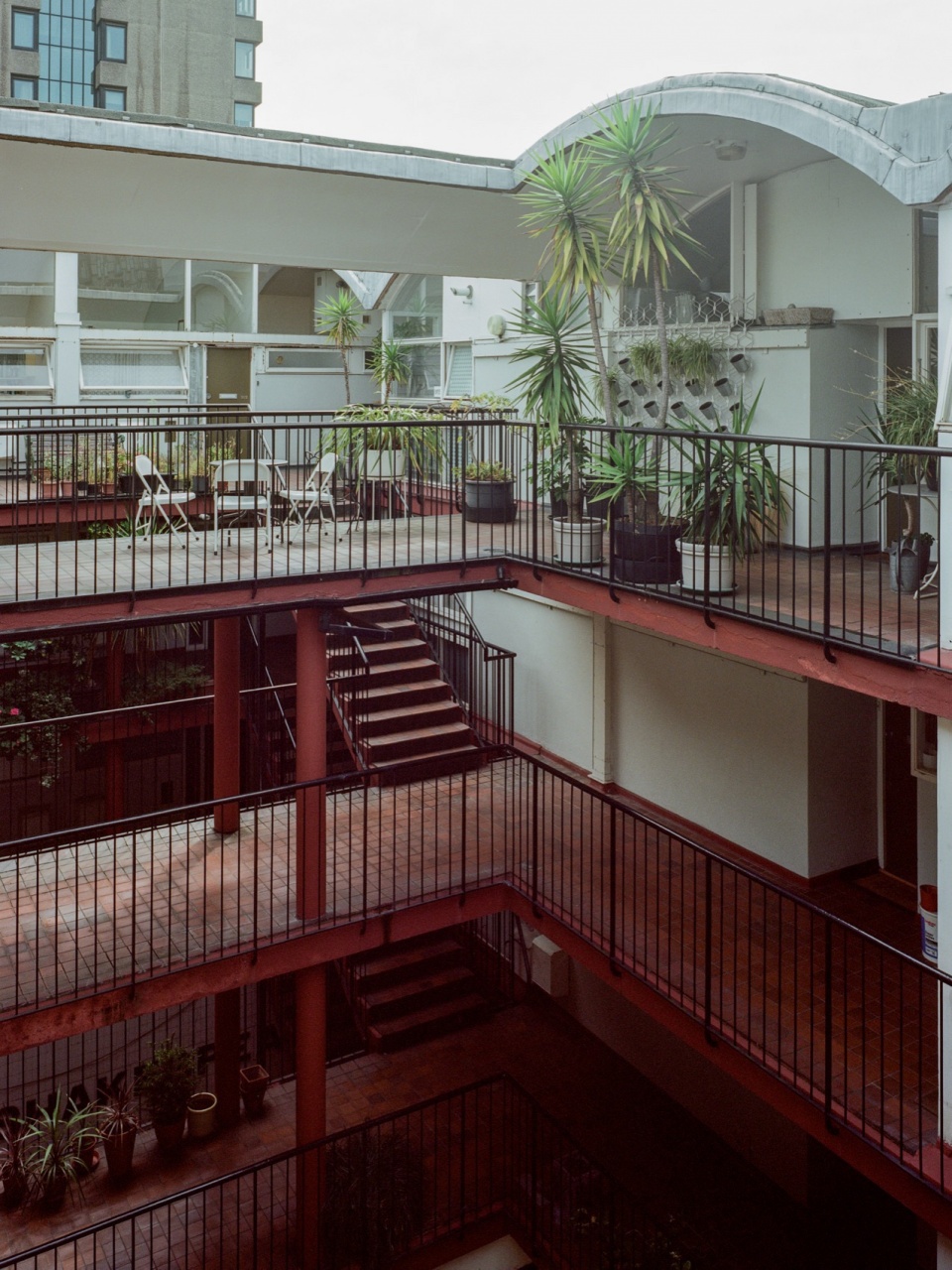 crescent house by type