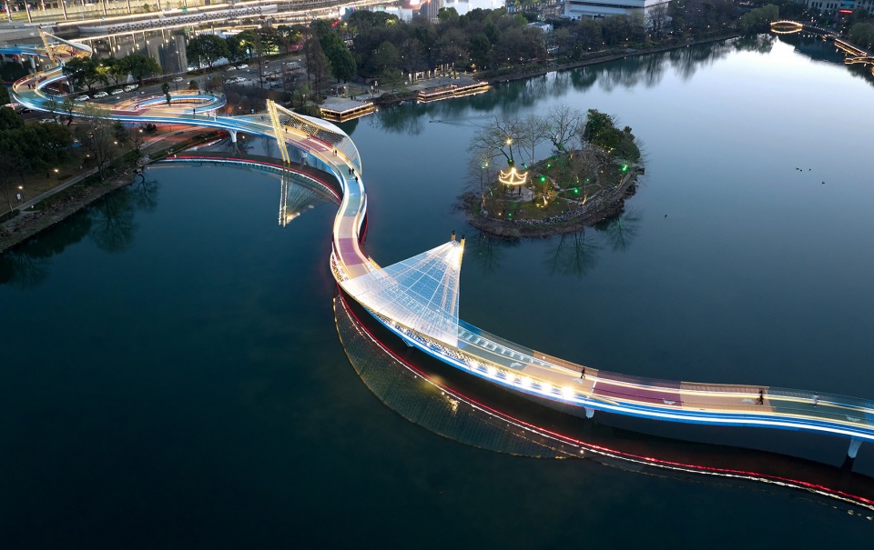 the aotan scenic bridge by chinacuc