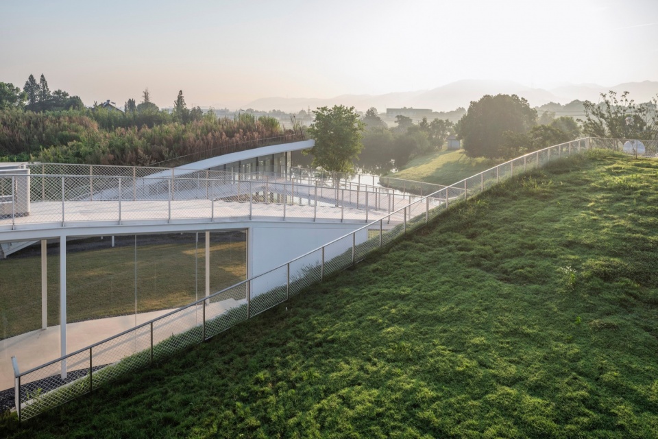 Anji Creative Design Center by Atelier Deshaus