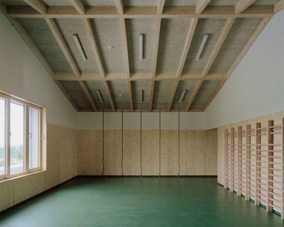 Children s Grove on the hill by Archikon Architects