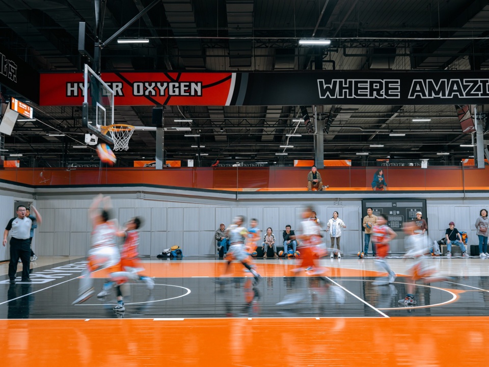 Sports socialization center on Furniture City HYPER OXGEN by officePROJECT