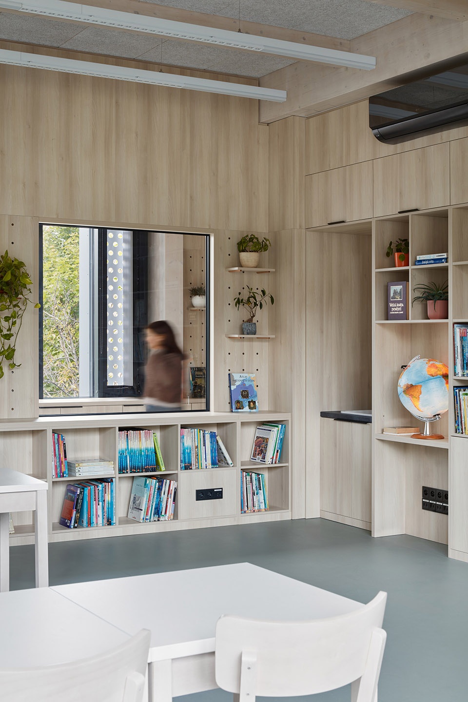 duhovka elementary school by ra15