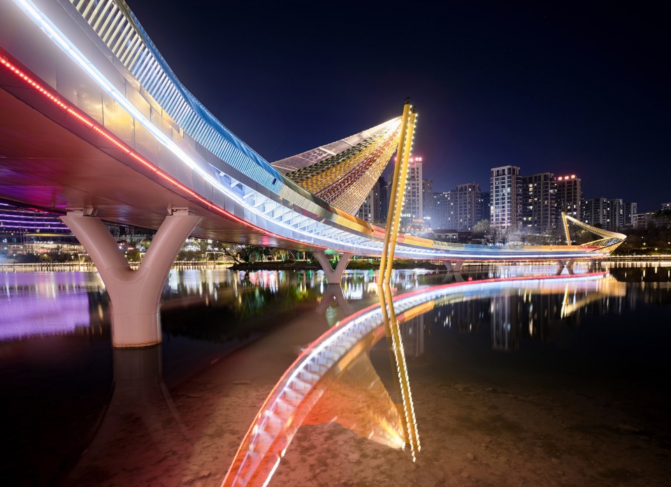 the aotan scenic bridge by chinacuc