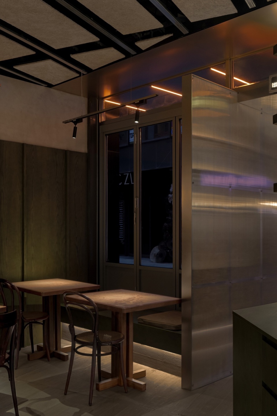 HOJI Bistro by XL design atelier